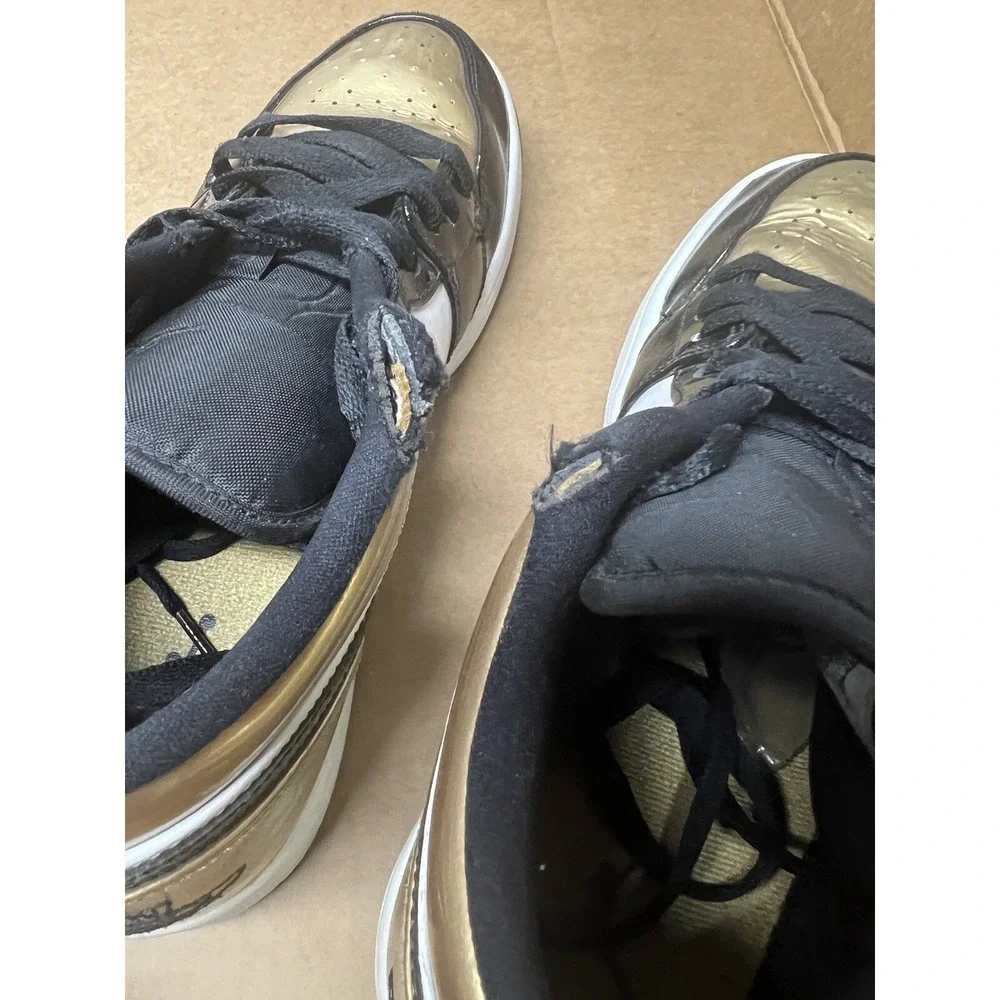Air Jordan 1 Low Gold Toe Shoes Size 9.5‎ CQ9447-700
